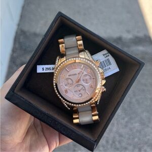 Michael Kors Women's Rose Gold and Cream Watch